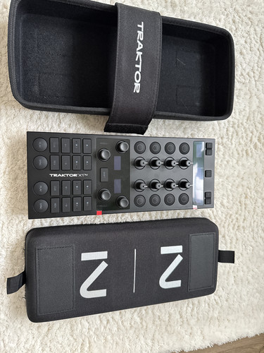 Native instruments mk3 - instruments,