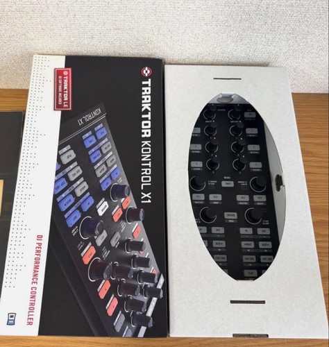 Native instruments traktor - instruments,